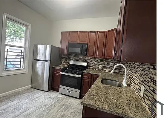 38 Cambridge St #1 — Photo 6