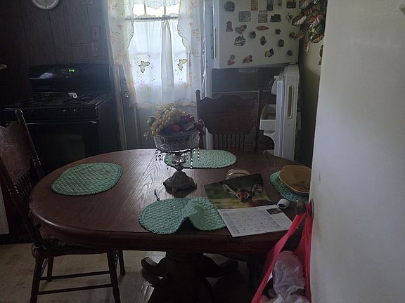 5th image of 1352 24th St #1