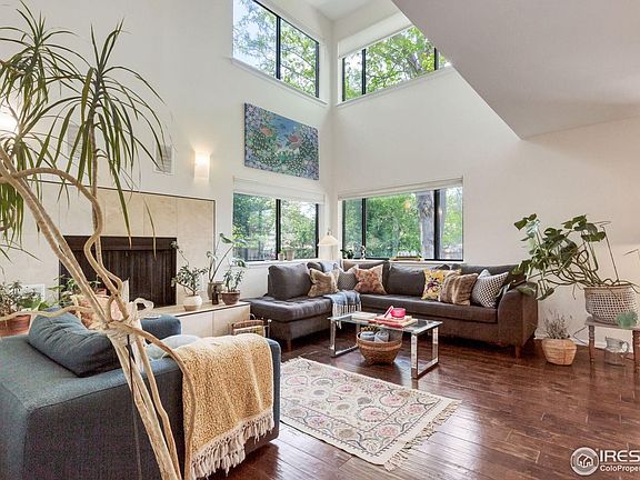 3rd image of 2617 Juniper Ave