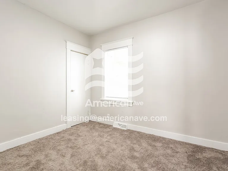 1498486_011_wm_-_bedroom_13078010.jpg