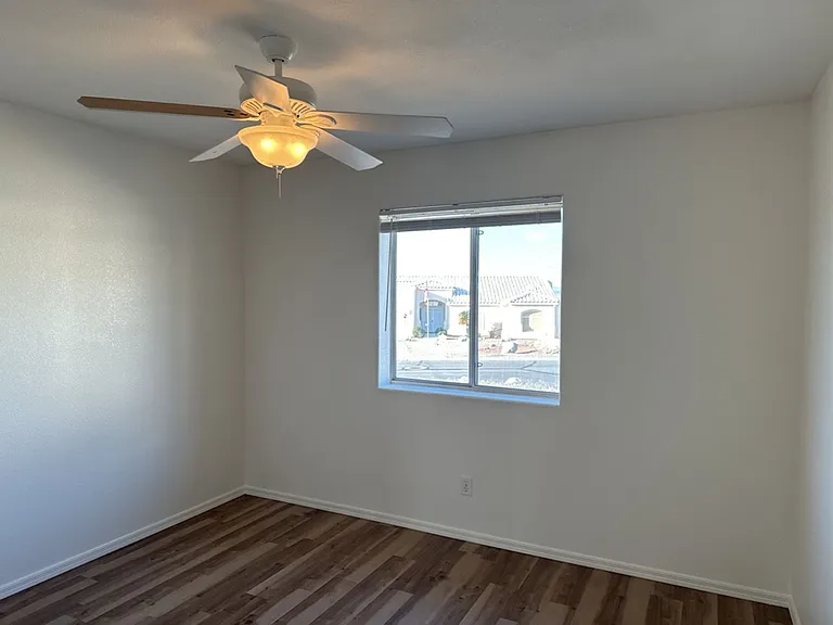 1340 Garvey Dr — Photo 18