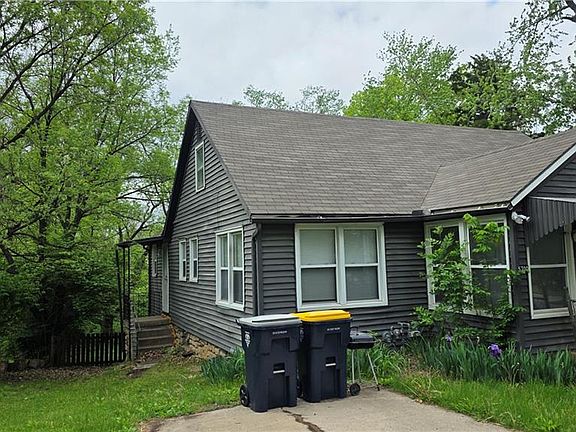 2nd image of 5700 Manchester Ave