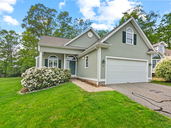 3 North Hollow #3, East Hampton, CT 06424