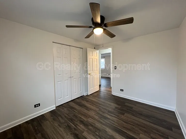 231 Ridgefield Ln — Photo 13