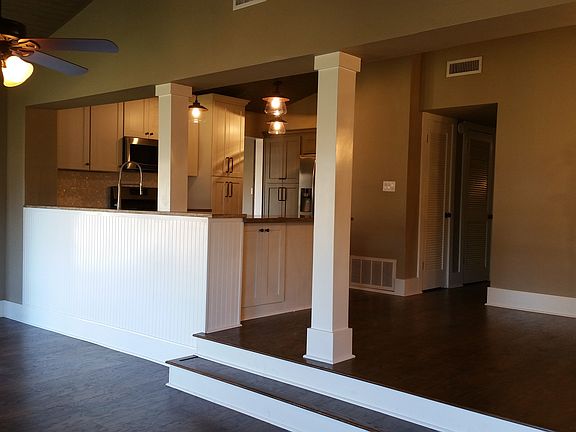 5th image of 128 Loruna Dr