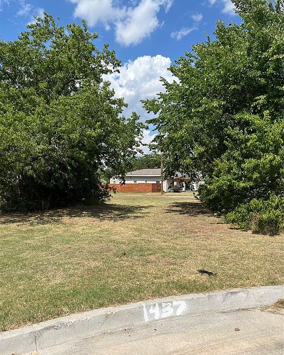 2nd image of 1435 Milam Ct #18 & 19