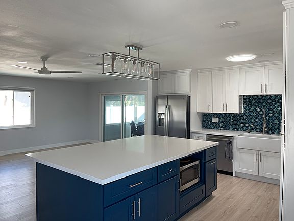 4th image of 8315 Blue Lake Dr