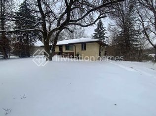 1621 Rice Creek Rd NE, Fridley, MN 55432