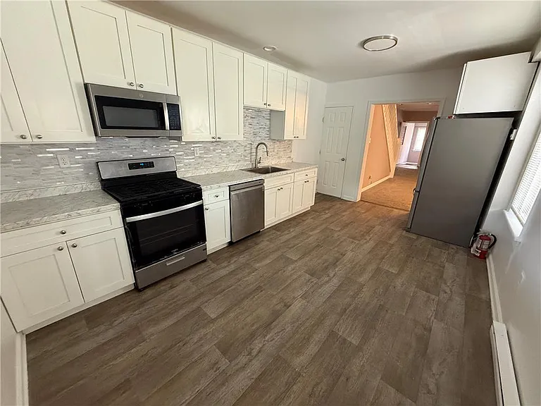 452 Hanover Ave — Photo 9