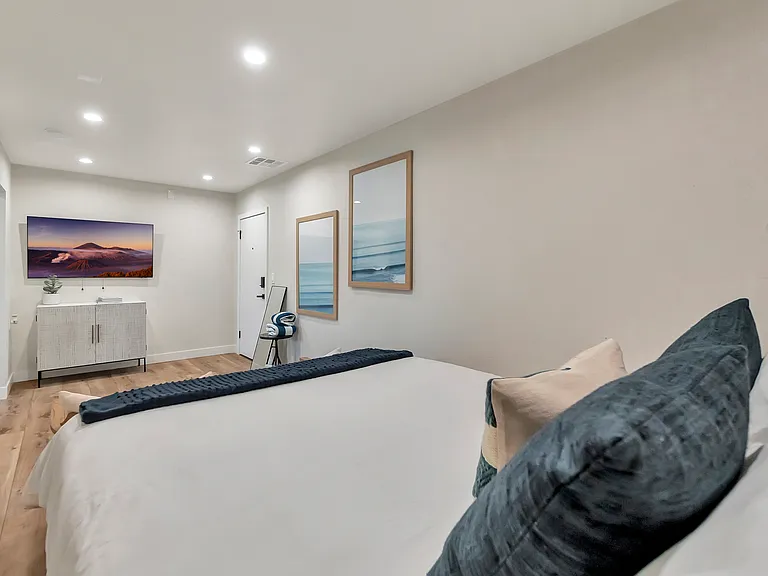 223 Avenida Del Mar #1-6 — Photo 24