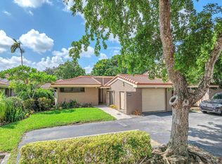 800 Saint Andrews Rd #16, Hollywood, FL 33021