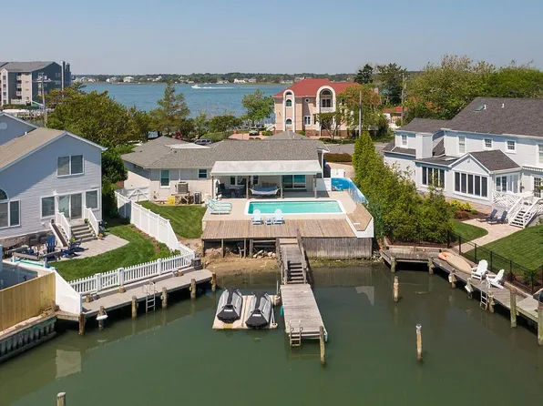 1500 Teal Dr, Ocean City, MD 21842