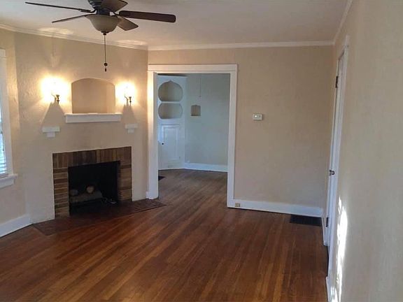 2nd image of 209 Aberdeen Ave #1