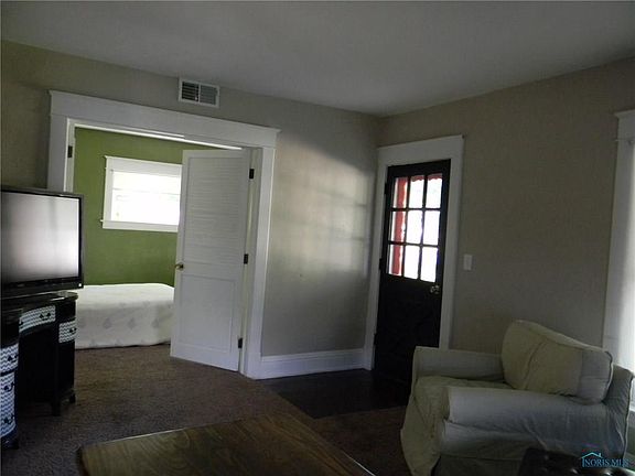 5th image of 811 Louisiana Ave