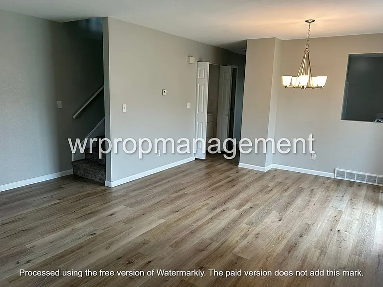 2518-2520 Dean Rd — Photo 4