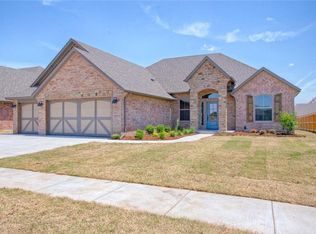 4600 Hidalgo Dr, Mustang, OK 73064