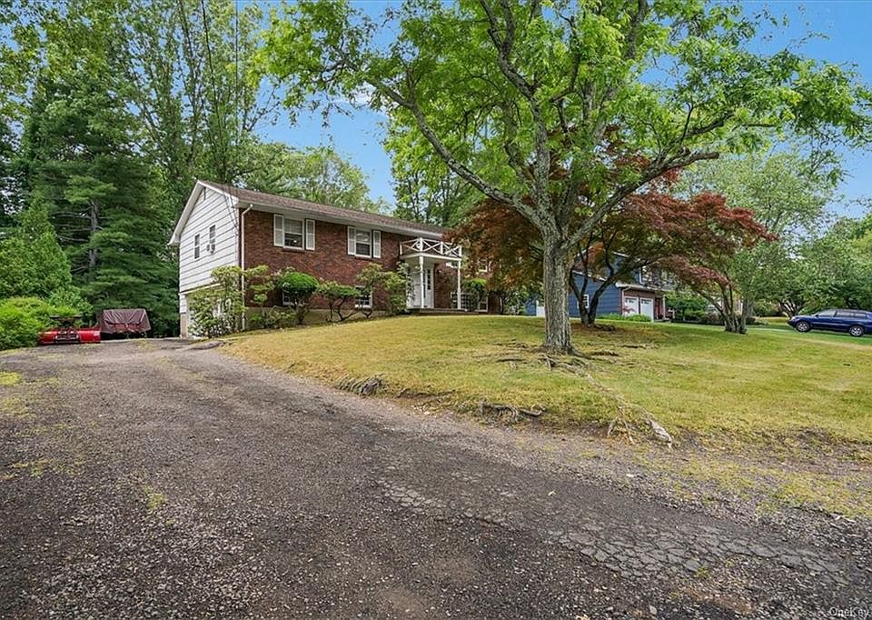 17 E Mayer Drive, Suffern, NY 10901 | Zillow