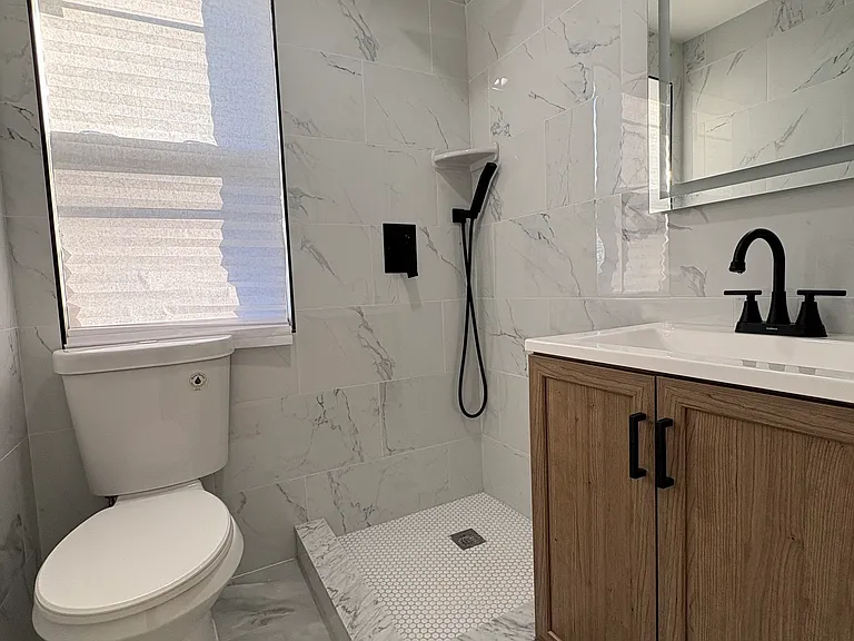 172 Swanson Ave — Photo 16