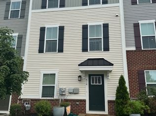 614 Holywell Dr, Malvern, PA 19355