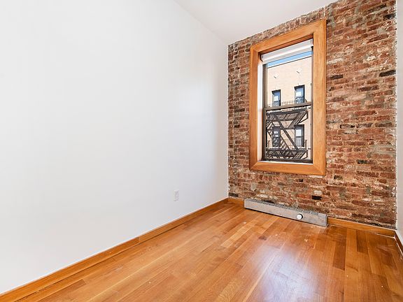 3rd image of 68 Thompson St APT 5G