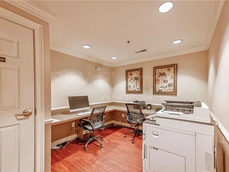 1735 Peachtree St NE #226 — Photo 35