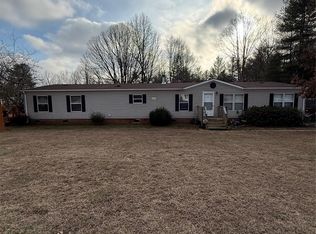 2423 Stones Throw Ct, Lenoir, NC 28645