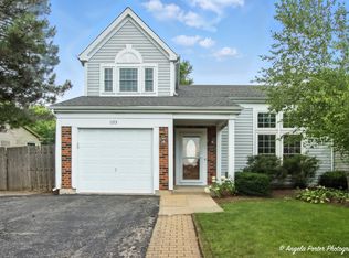 1193 Regent Dr, Mundelein, IL 60060