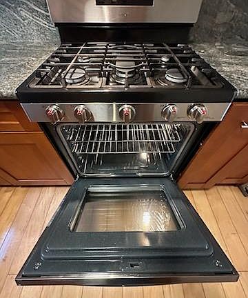 3rd image of 3865 Carter Dr