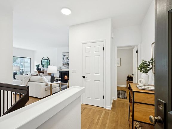 4th image of 58 Eucalyptus Knoll Street