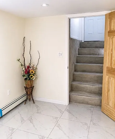 30 Nassau Rd — Photo 19