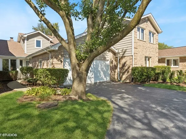 17238 Lakebrook Dr, Orland Park, IL 60467