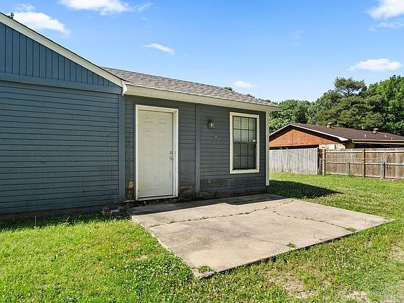 4th image of 902-906 Dismukes St