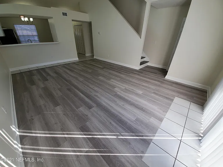 1024 Snug Harbour Ct — Photo 26