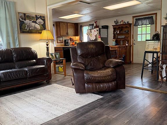 4th image of 1443 Glenwood Park Rd