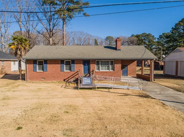 218 Baker St W, Ahoskie, NC 27910