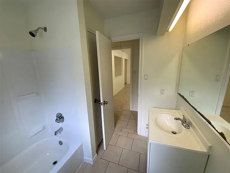 7710 Ashmole Ln — Photo 18