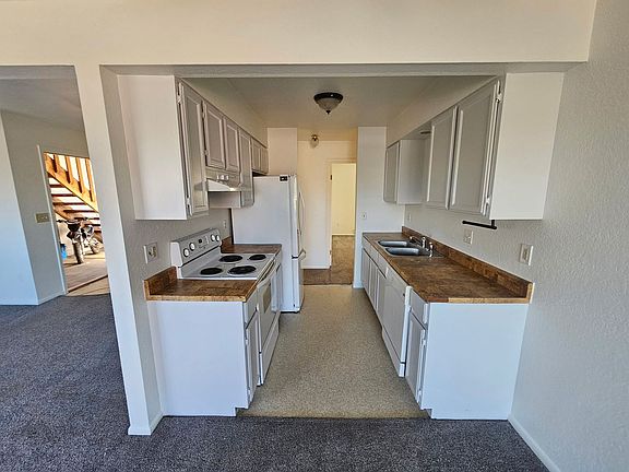 3rd image of 3400 Provence Ct #1
