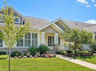 5513 Shale Rd, Fitchburg, WI 53711