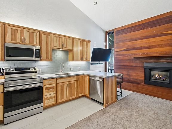 5th image of 1300 Regency Way #73