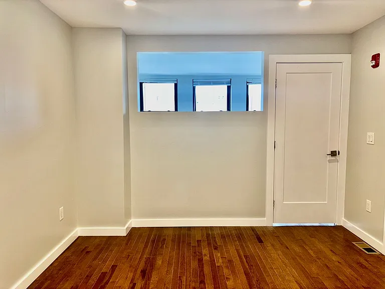 4811 Walnut St — Photo 4