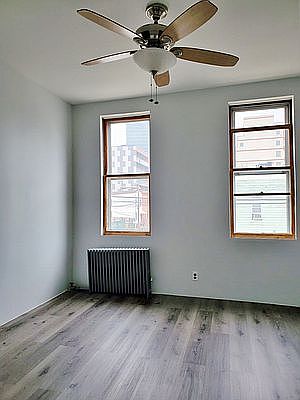 5th image of 27-17 38th Ave #2LL