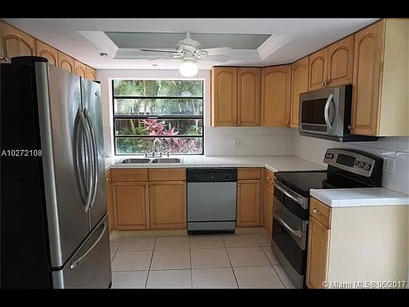 5th image of 11035 SW 132nd Ct APT 3