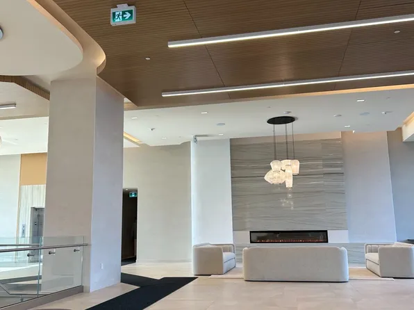 8960 Jane St, Vaughan, ON