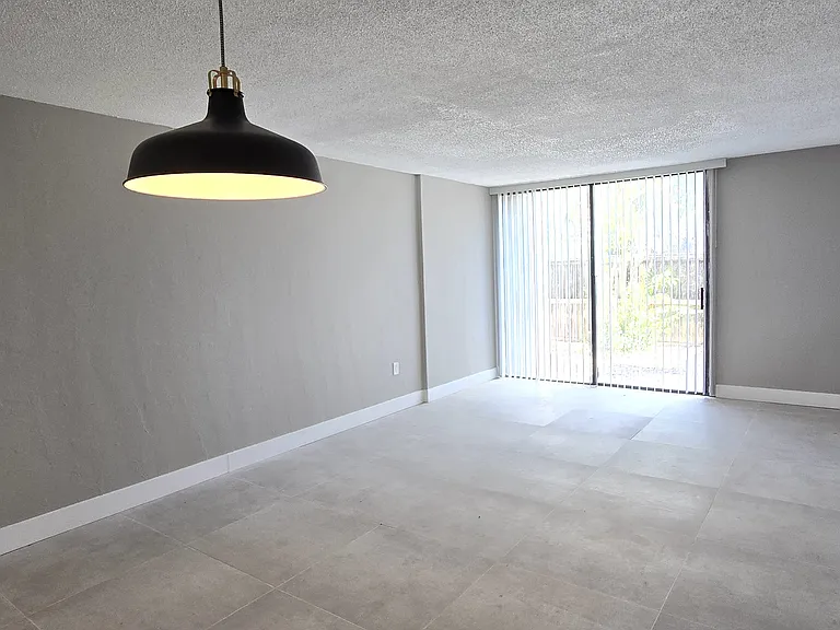 717 SW 75th St #108 — Photo 7