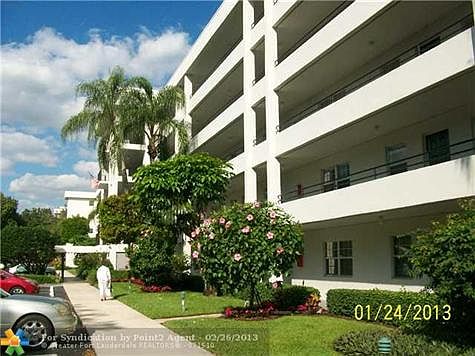 1st image of 804 Cypress Blvd APT 102