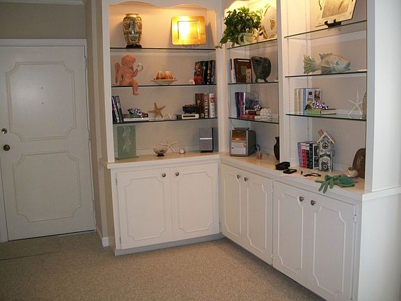 Built-ins in Foyer