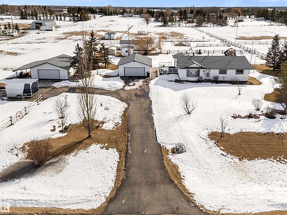 3rd image of 52349 Range Rd #222-314