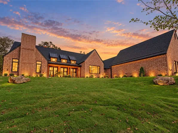 18318 Pepper Hills Dr, Siloam Springs, AR 72761