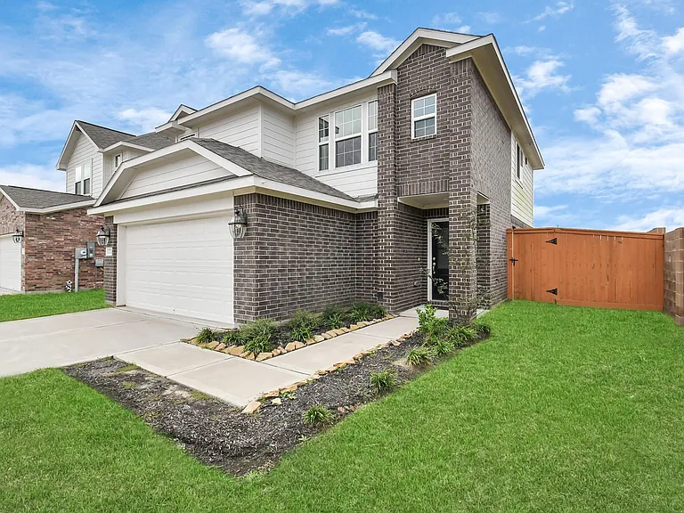 2217 Windy Grove Dr — Photo 4