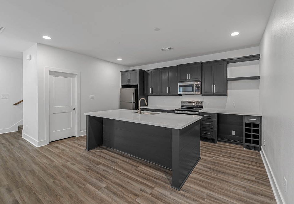 1st image of 4400 Carter Creek Pkwy #101